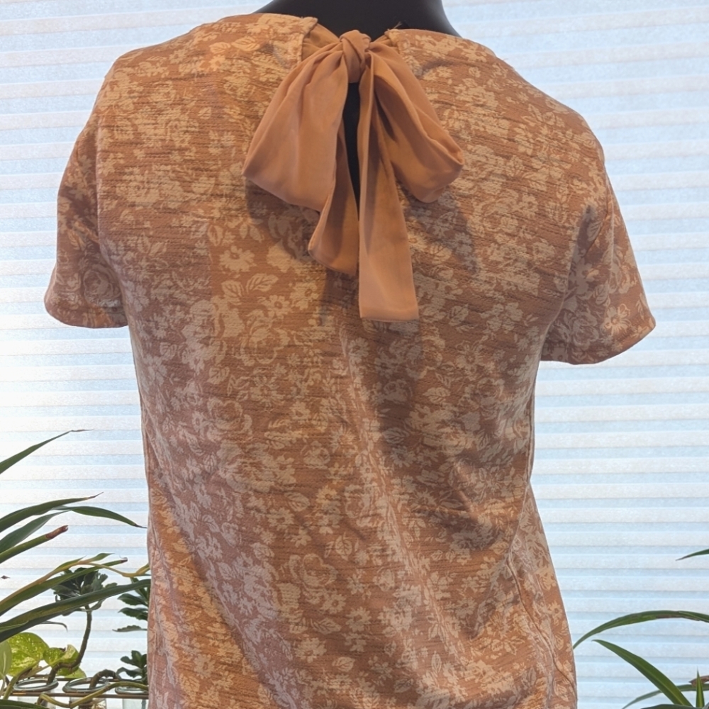 Lauren Conrad Lace Trim Tie Back Shirt